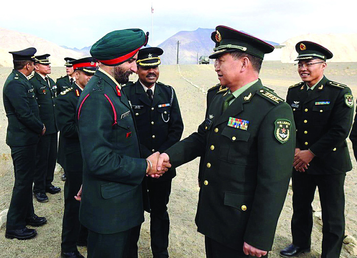 Một cuộc gặp gỡ của giới lãnh đạo quân sự Trung - Ấn ở khu vực LAC. Ảnh: timesnownews.com