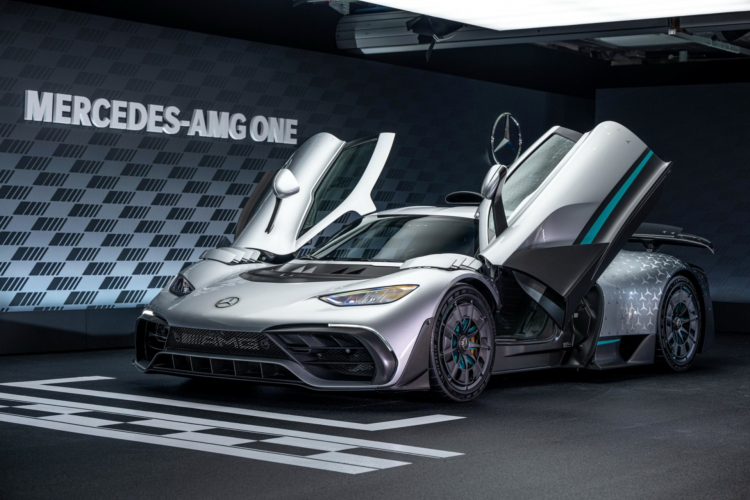 Mercedes-AMG ONE 2023: Quái vật tốc độ 1.049 mã lực từ khối động cơ 1.6 lít V6