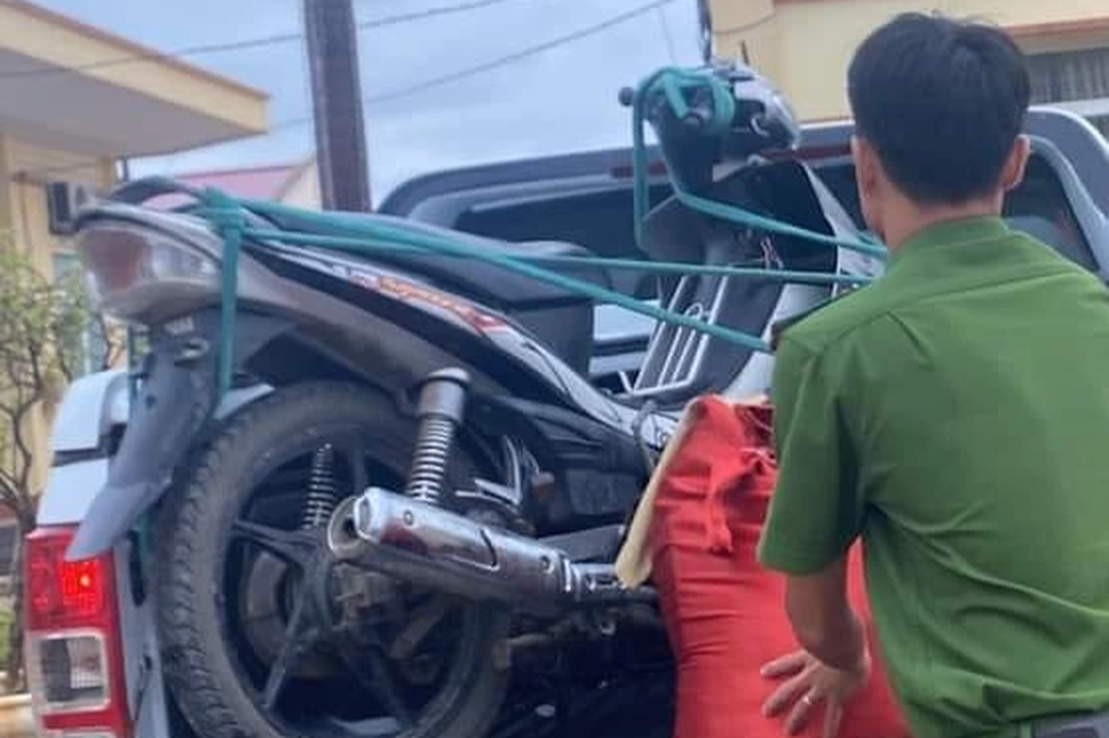 Hot girl Bella bị tạm giữ vì trộm cắp xe máy ở Thanh Hóa - 2