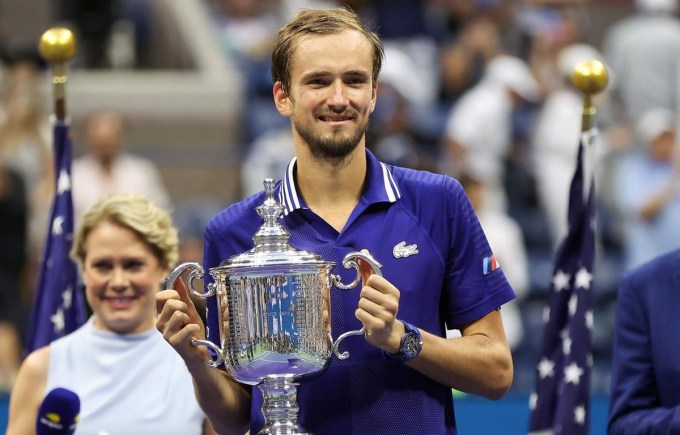 Medvedev là tay vợt đầu tiên của nhóm NextGen đoạt Grand Slam khi thắng một trong các Big 3. Ảnh: US Open