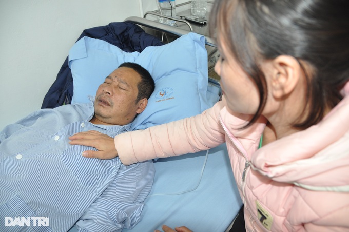 Bác sĩ BV Tim Hà Nội kêu gọi khẩn cấp cứu người bố nghèo tràn dịch màng tim - 1