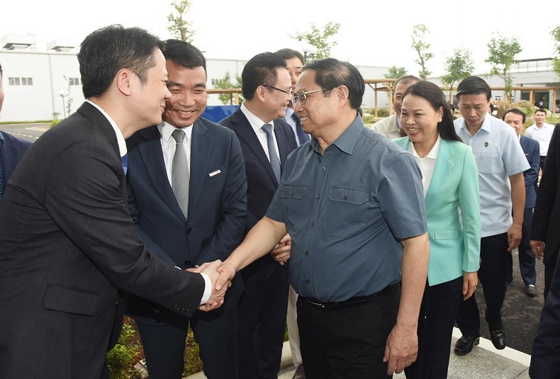 [Ảnh] Thủ tướng Phạm Minh Chính thăm Nhà máy sản xuất, lắp ráp ô-tô Hyundai Thành Công ảnh 1