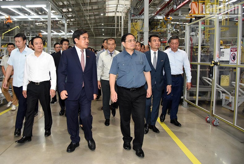 [Ảnh] Thủ tướng Phạm Minh Chính thăm Nhà máy sản xuất, lắp ráp ô-tô Hyundai Thành Công ảnh 2