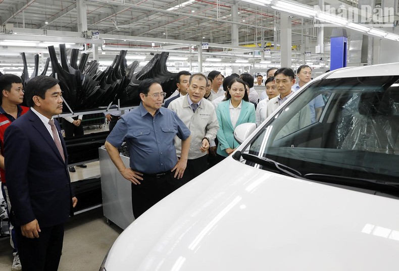 [Ảnh] Thủ tướng Phạm Minh Chính thăm Nhà máy sản xuất, lắp ráp ô-tô Hyundai Thành Công ảnh 6