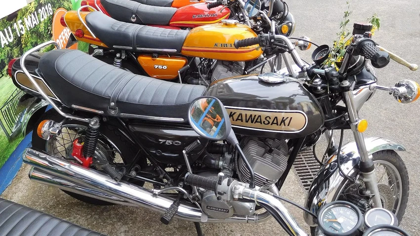 Chiêm ngưỡng những chiếc mô tô cổ điển của Kawasaki.jpg