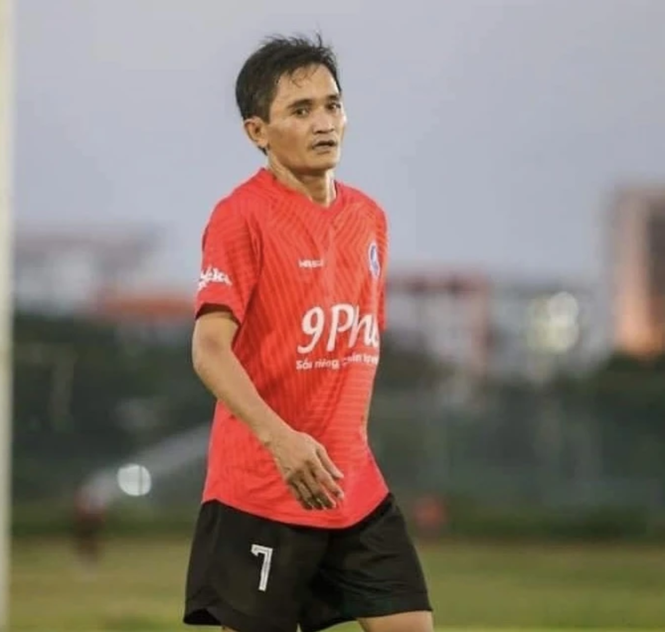 Cầu thủ Hồng Quang bị tẩy chay sau hành vi tấn công trọng tài