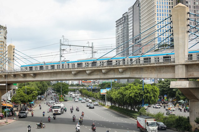 Hé lộ những mâu thuẫn với nhà thầu Nhật khiến tiến độ metro số 1 bị kéo lùi- Ảnh 2.