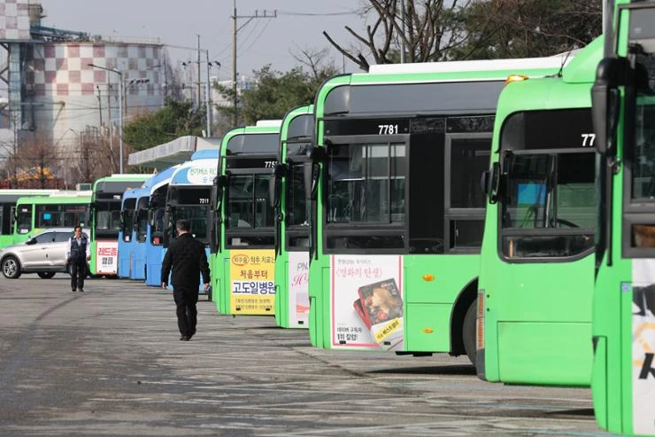 Một bến xe buýt ở Hàn Quốc. (Nguồn: Yonhap)