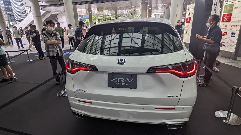Honda ZR-V 2023 bản Z còn có cảm biến đá cốp