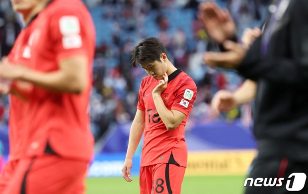 Truyền thông Hàn Quốc dậy sóng sau khi đội nhà nhận kết quả gây sốc tại Asian Cup 2023: Thật xấu hổ - Ảnh 1.