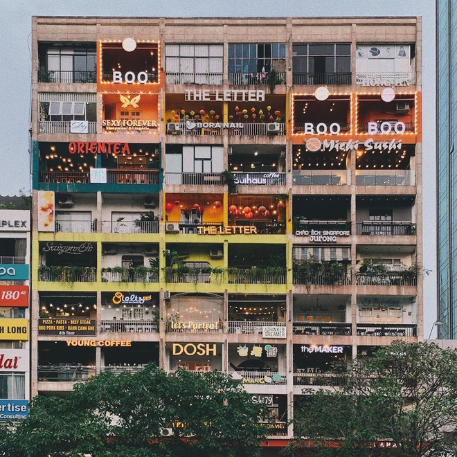 Khoanh vùng 4 chung cư cũ ở Sài Gòn: Đẹp không khác gì studio, cứ đến thì kiểu gì cũng có cả rổ ảnh mang về