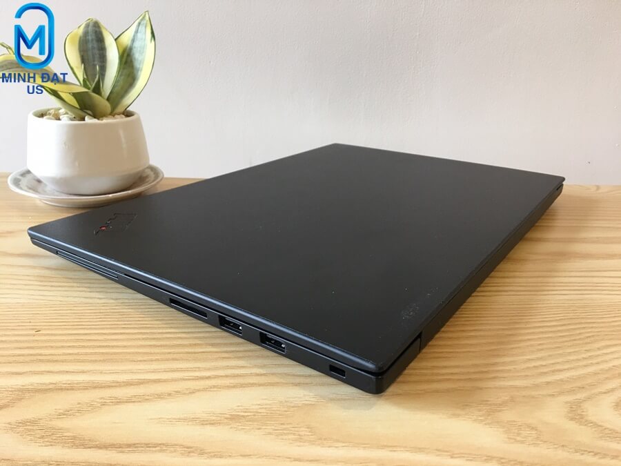 Lenovo ThinkPad P1 Gen 2-3