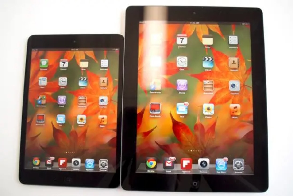 Kích thước của iPad mini 1 so với iPad 4. Ảnh: Digital Trends