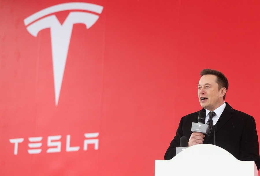 Cựu CEO Ford cho rằng Tesla vẫn là chuẩn mực trong lĩnh vực xe điện. Ảnh: Xinhua