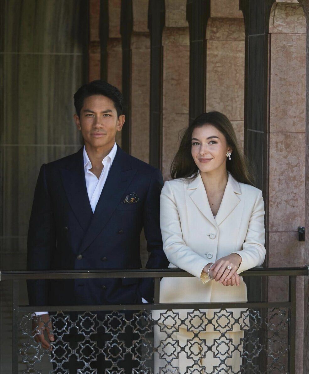 Hoàng tử Brunei Abdul Mateen và vợ sắp cưới Anisha Rosnah. Ảnh: Instagram Hoàng tử Mateen