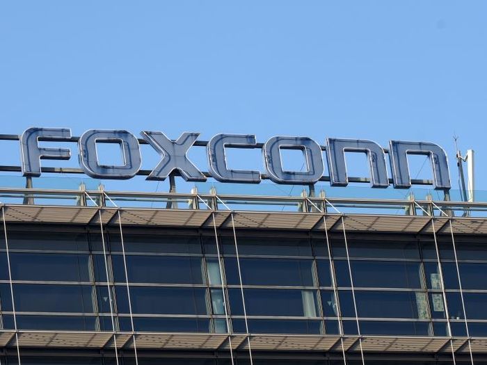 Foxconn có kế hoạch tăng gấp bốn lần lượng lao động tại nhà máy iPhone Ấn Độ. Ảnh: EPA