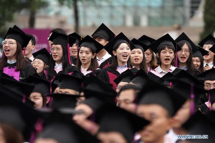 Sinh viên tỉnh lẻ Trung Quốc thường cảm thấy mặc cảm về xuất thân của mình kể cả tốt nghiệp từ các trường đại học danh giá. (Ảnh minh họa: Tân Hoa Xã).