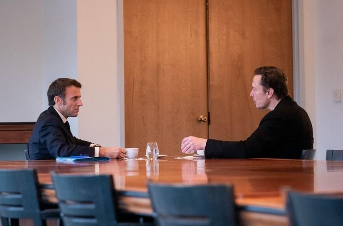  Tổng thống Macron gặp tỷ phú Elon Musk tại Mỹ hôm 2/12. Ảnh: Twitter/Emmanuel Macron. 