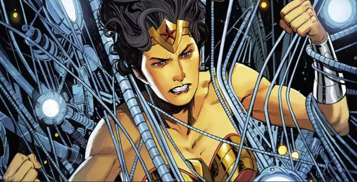  Không còn nghi ngờ gì nữa, Wonder Woman là nữ siêu anh hùng nổi tiếng nhất và hùng mạnh nhất trong toàn bộ vũ trụ DC Comics. Cô ấy là một phần quan trọng của bộ ba The Holy Trinity cùng Batman và Superman. Wonder Woman là nữ siêu anh hùng đầu tiên của thương hiệu truyện tranh này và cũng được coi là biểu tượng nữ quyền đầu tiên trong các tác phẩm comic. Không lạ khi nhắc tới Wonder Woman là người ta cảm nhận được hình mẫu lý tưởng, sự truyền cảm hứng cho sức mạnh, lòng dũng cảm và sự kiên định không ngừng đấu tranh. Wonder Woman sở hữu vô số khả năng đặc biệt như siêu sức mạnh, siêu tốc độ, siêu bền bỉ… Ngoài ra, hỗ trợ cô trong các cuộc chiến chính nghĩa còn có Lasso of Truth (sợi thừng sự thật) và cả bộ giáp kiên cố bất hoại. 