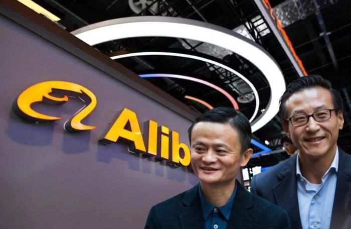  Tỷ phú Jack Ma và Joe Tsai đã mua hơn 200 triệu USD cổ phiếu Alibaba. 