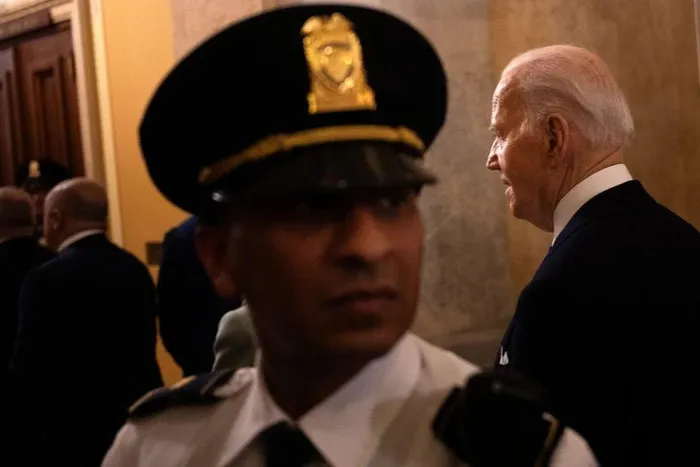  Ông Biden đến điện Capitol. Ảnh: AFP 