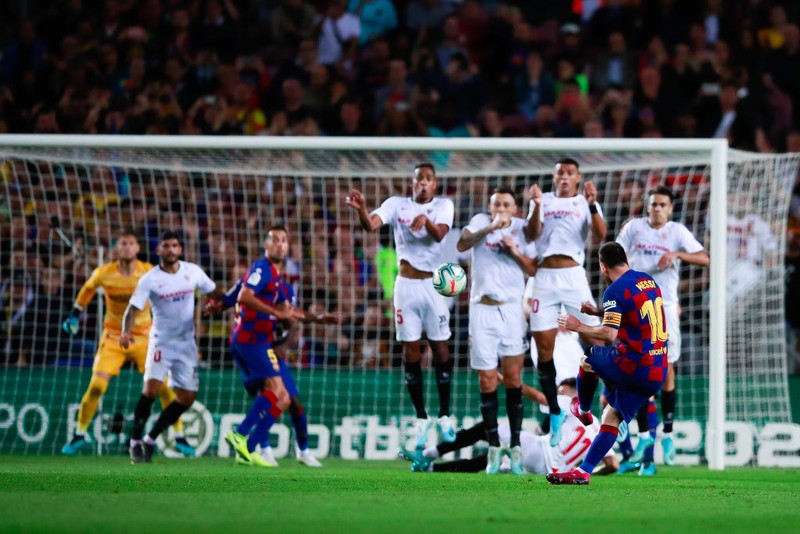 Không khó tin Messi có những phẩm chất vượt trội Ronaldo  - ảnh 4
