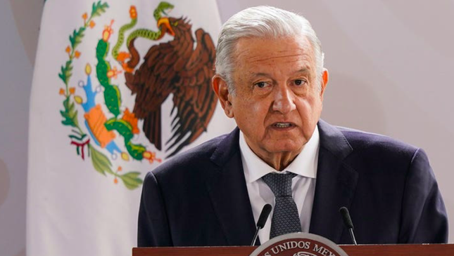 Tổng thống Mexico gây xôn xao với bức ảnh chụp ma cây ảnh 1