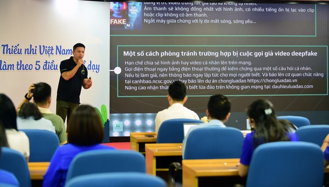 Cựu hacker Ngô Minh Hiếu khuyến cáo về cách bảo vệ trẻ em trên không gian mạng ảnh 6