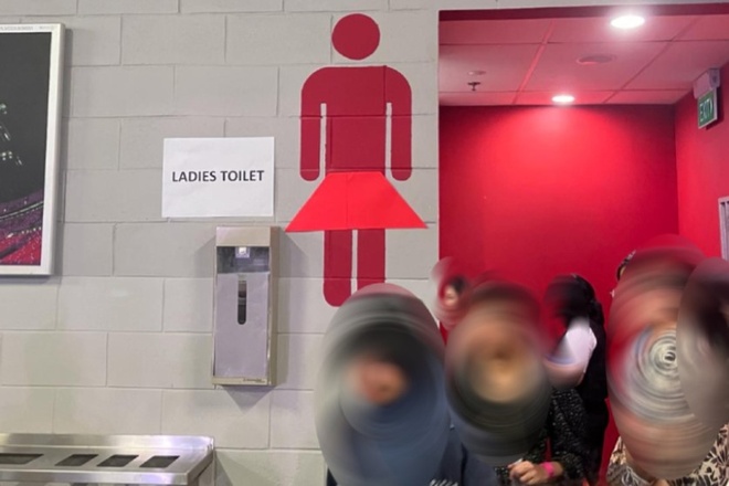 national_stadium_male_female_toilets.jpg