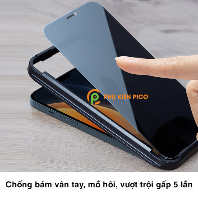 Cuong-luc-nillkin-chong-nhin-trom-iphone-12-pro-max-5-2-650x650.jpg