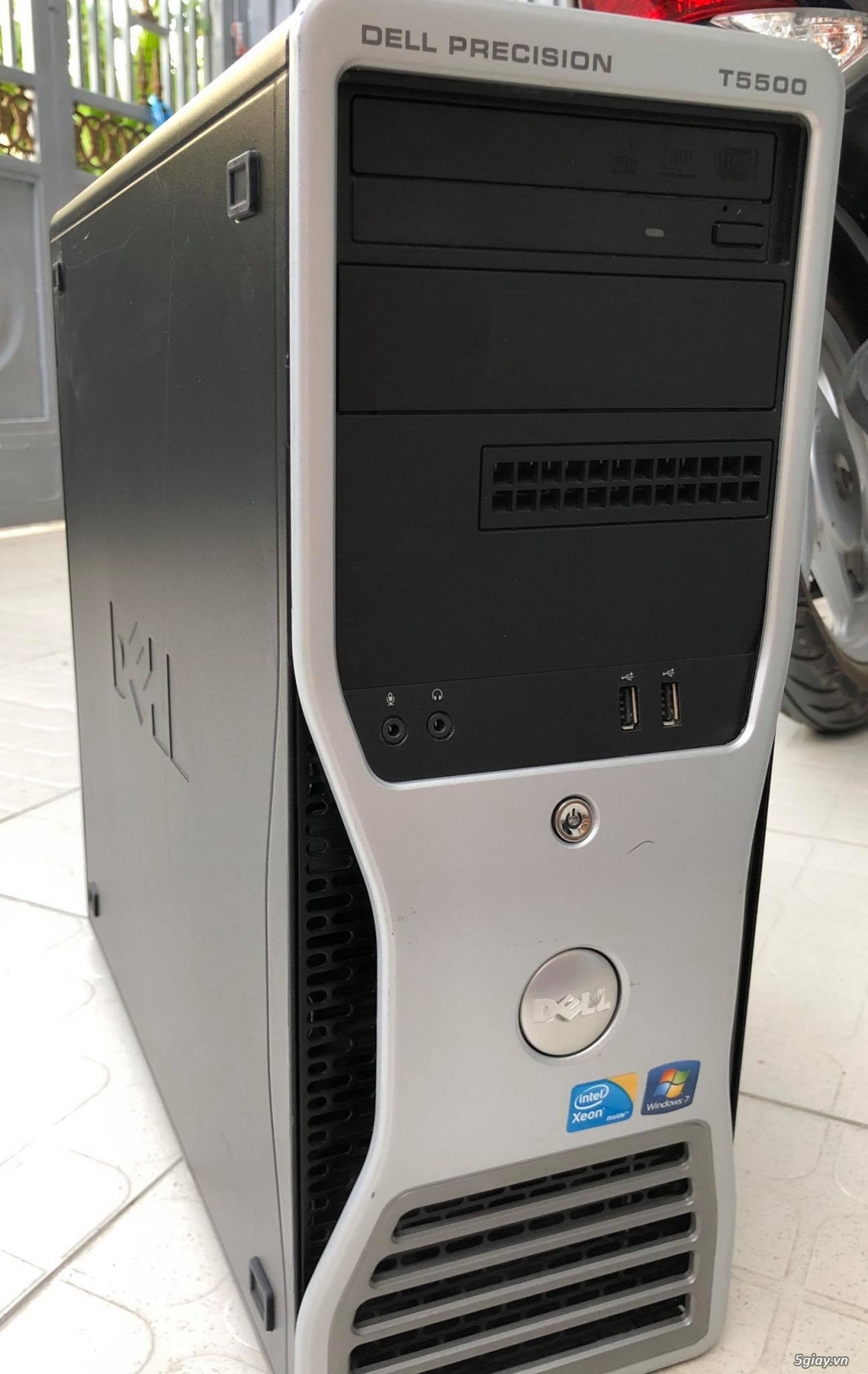 Delll workstation T5500 chạy 2 cpu Xeon X5670 - 4