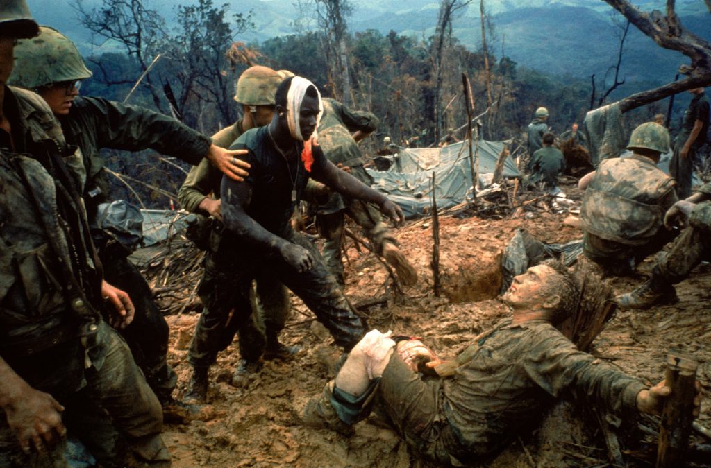 vietnam-war-larry-burrows-01-1024x675.jpg