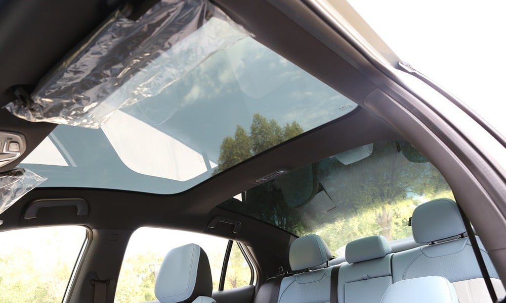 Cửa sổ trời toàn cảnh của Trumpchi Empow Hybrid 2023